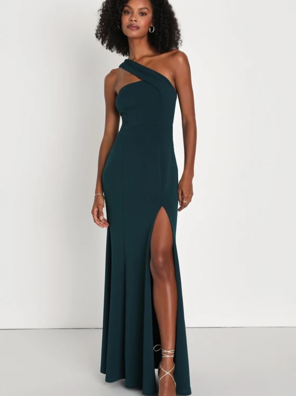 Lulu’s Remarkable Presence Emerald Green One-Shoulder Maxi Dress